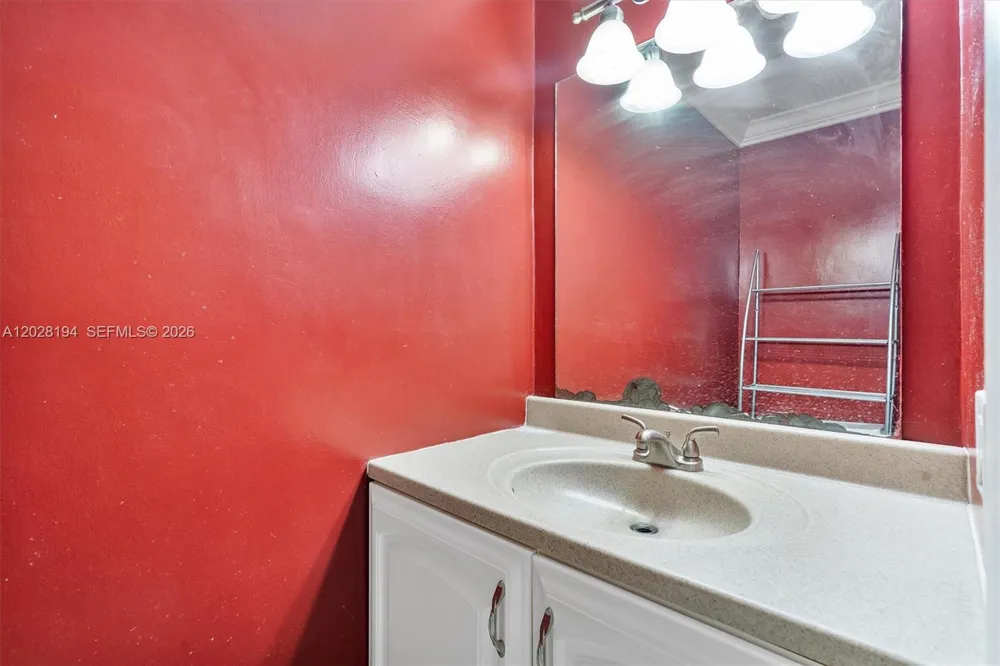 9942 NW 10th St #7 Pembroke Pines, FL 33024