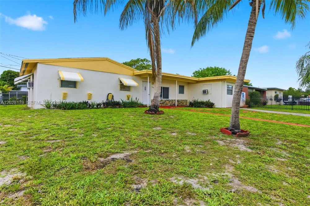 17432 NW 48th Ct Miami Gardens, FL 33055