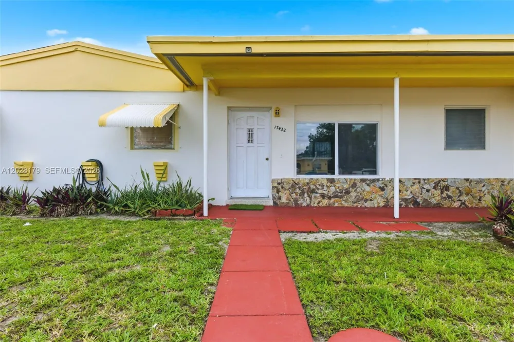 17432 NW 48th Ct Miami Gardens, FL 33055