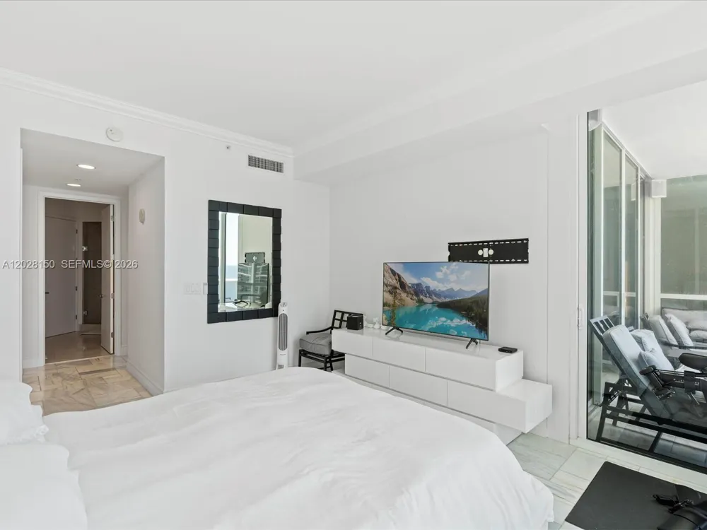 18101 Collins Ave #1904 Sunny Isles Beach, FL 33160