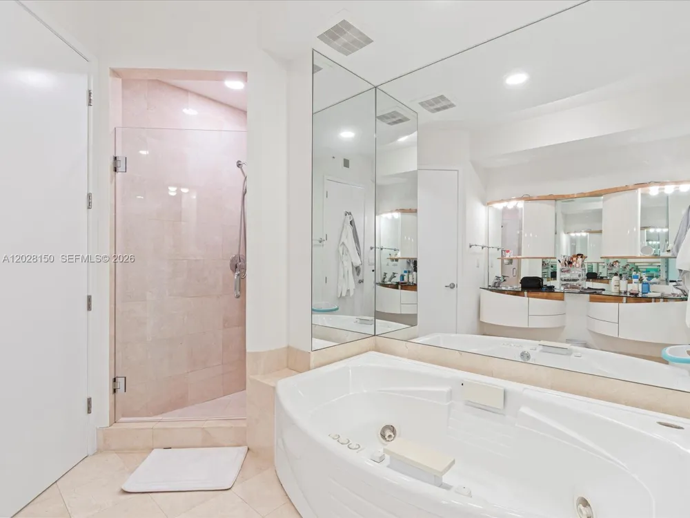 18101 Collins Ave #1904 Sunny Isles Beach, FL 33160