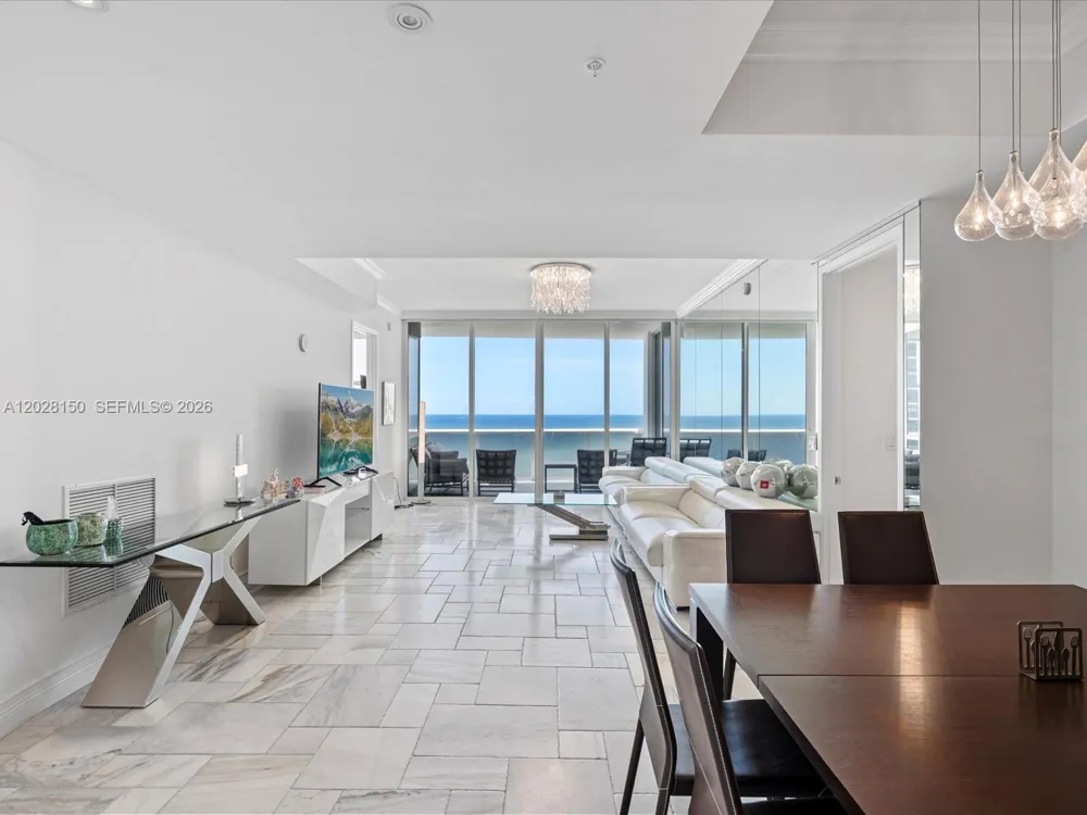 18101 Collins Ave #1904 Sunny Isles Beach, FL 33160