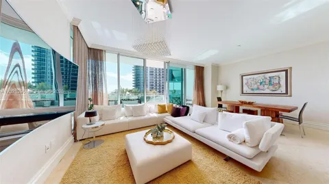 10295 Collins Ave #205