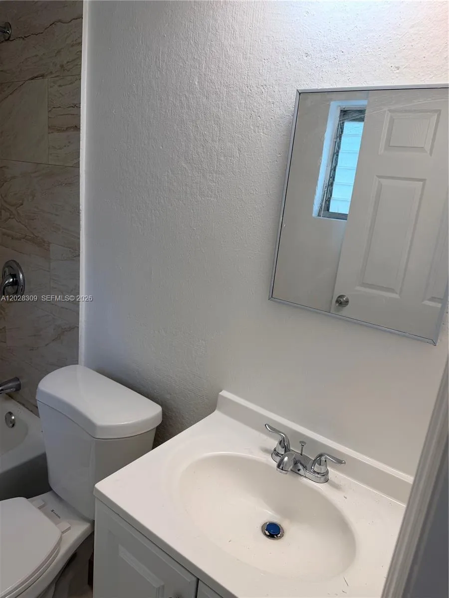 220 NW 16th Ter #1 Miami, FL 33136