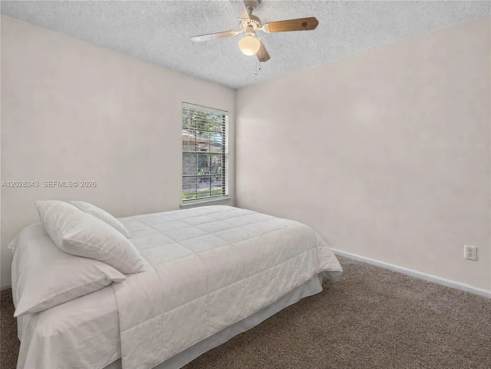 1641 spring oaks ln Jacksonville, FL 32221