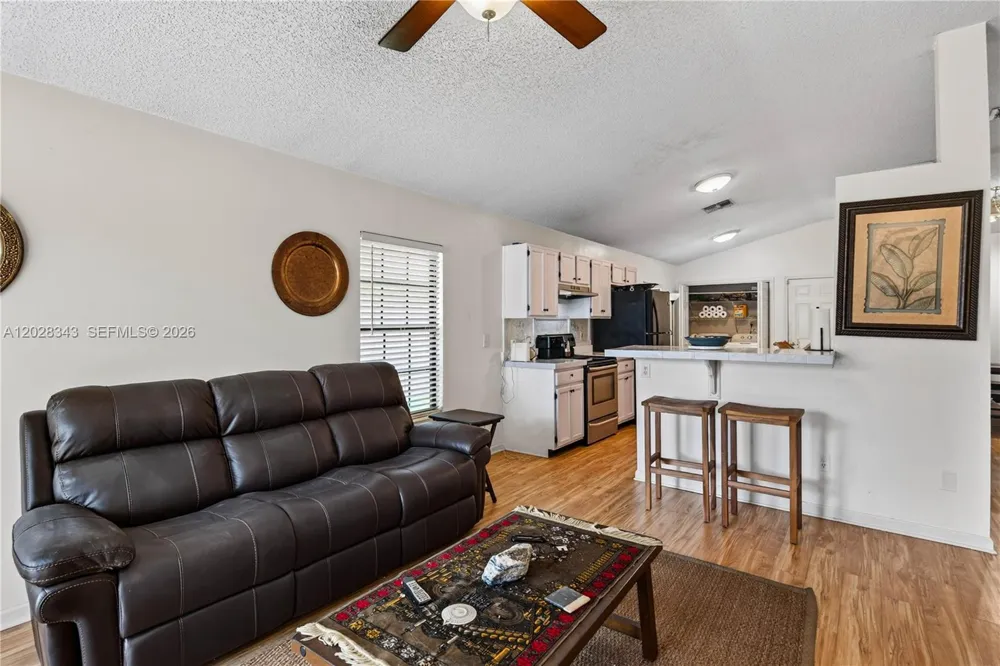 1641 spring oaks ln Jacksonville, FL 32221
