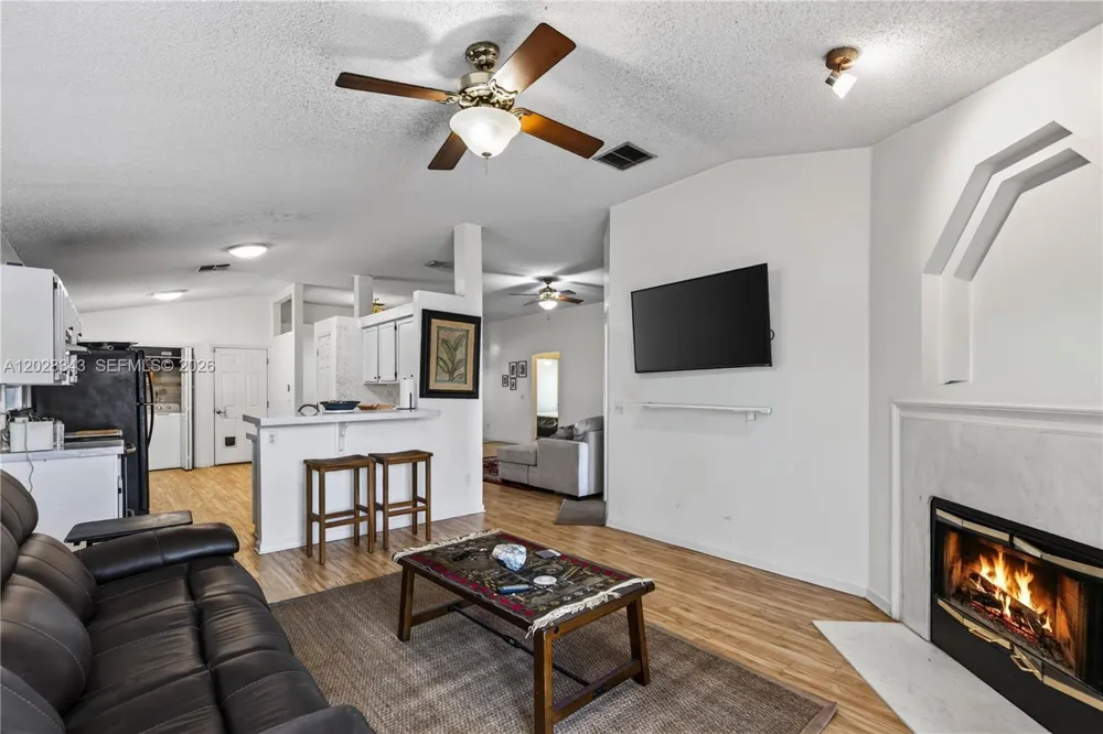 1641 spring oaks ln Jacksonville, FL 32221