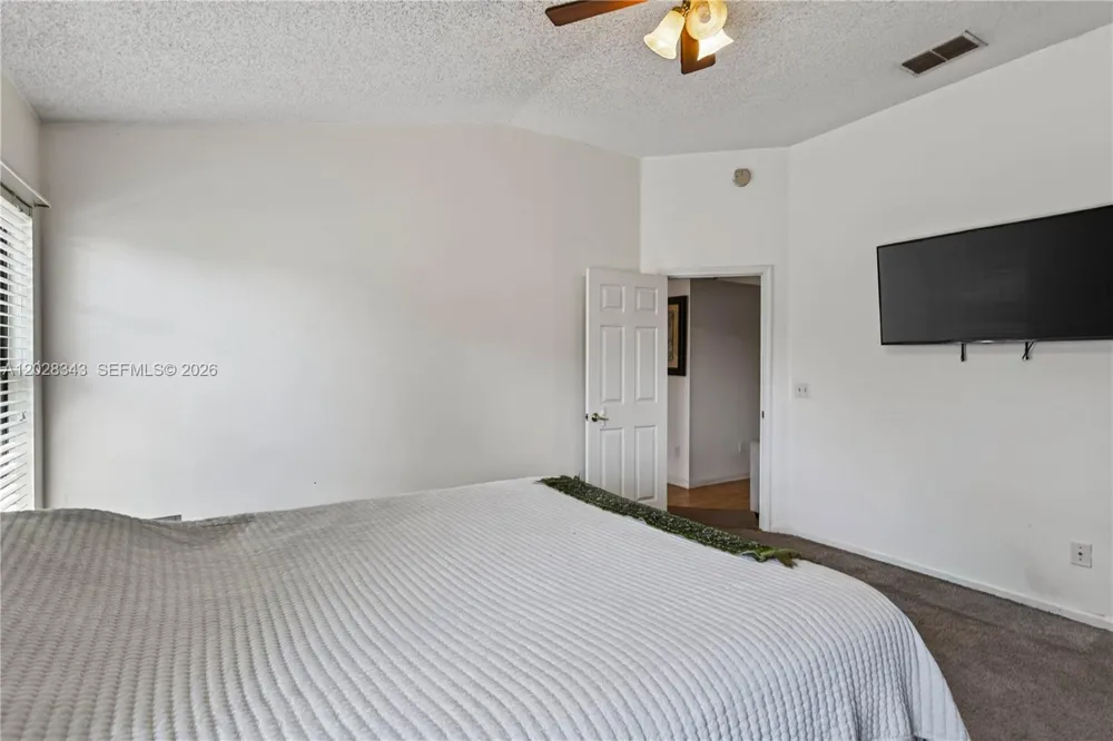 1641 spring oaks ln Jacksonville, FL 32221
