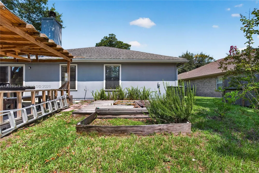 1641 spring oaks ln Jacksonville, FL 32221