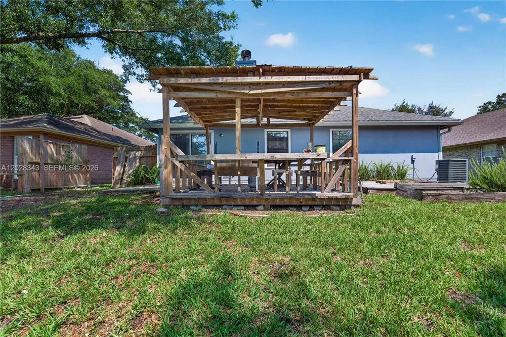 1641 spring oaks ln Jacksonville, FL 32221