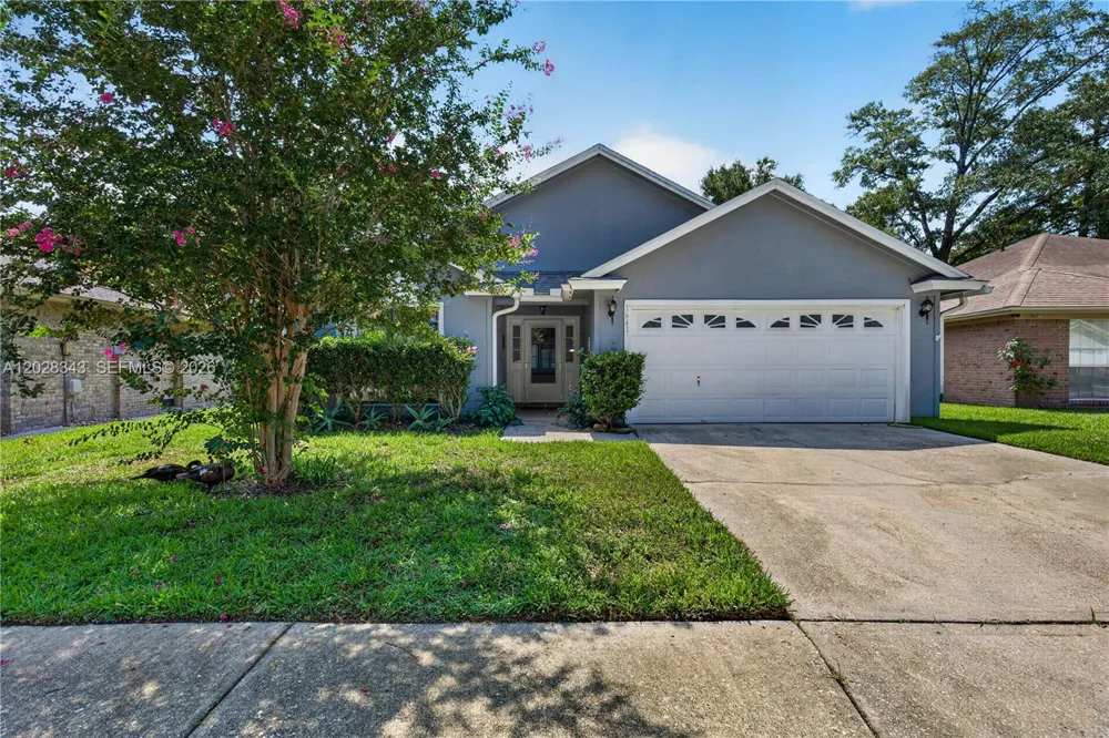 1641 spring oaks ln Jacksonville, FL 32221