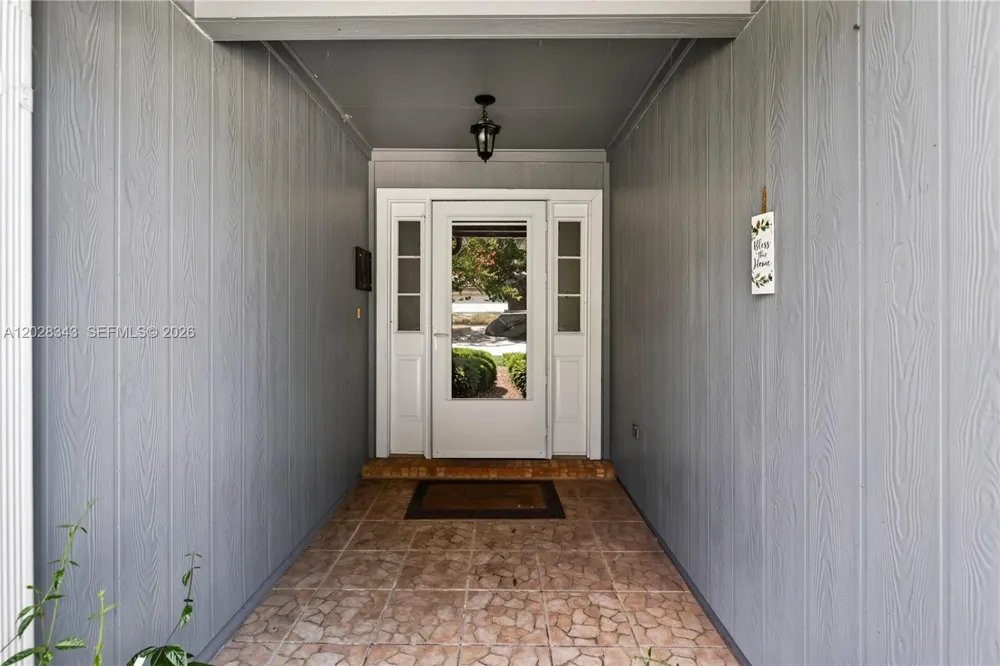 1641 spring oaks ln Jacksonville, FL 32221