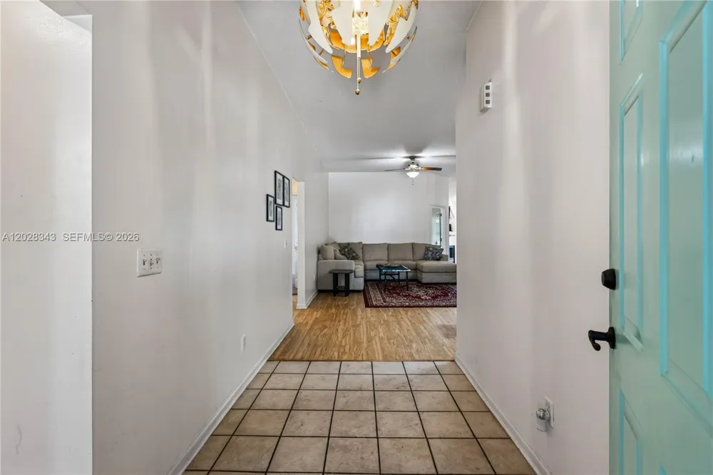 1641 spring oaks ln Jacksonville, FL 32221