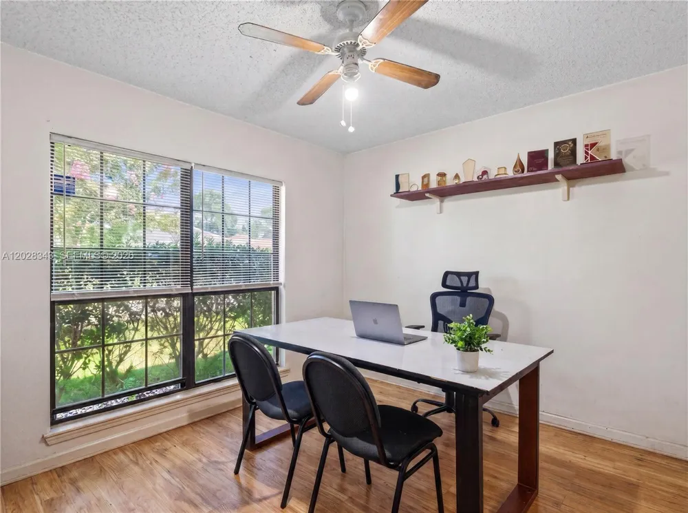 1641 spring oaks ln Jacksonville, FL 32221