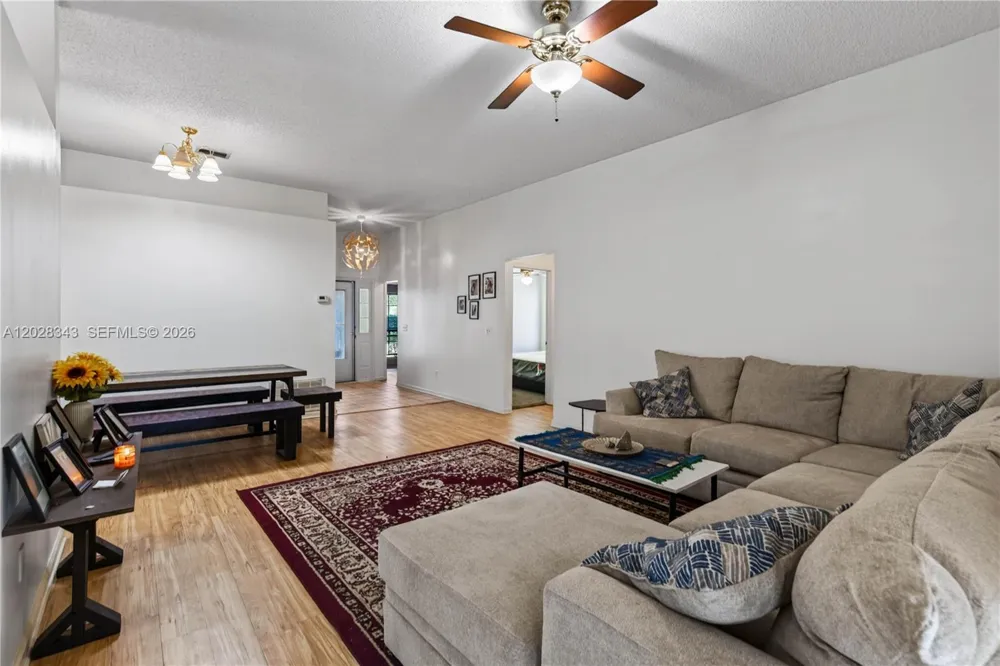 1641 spring oaks ln Jacksonville, FL 32221