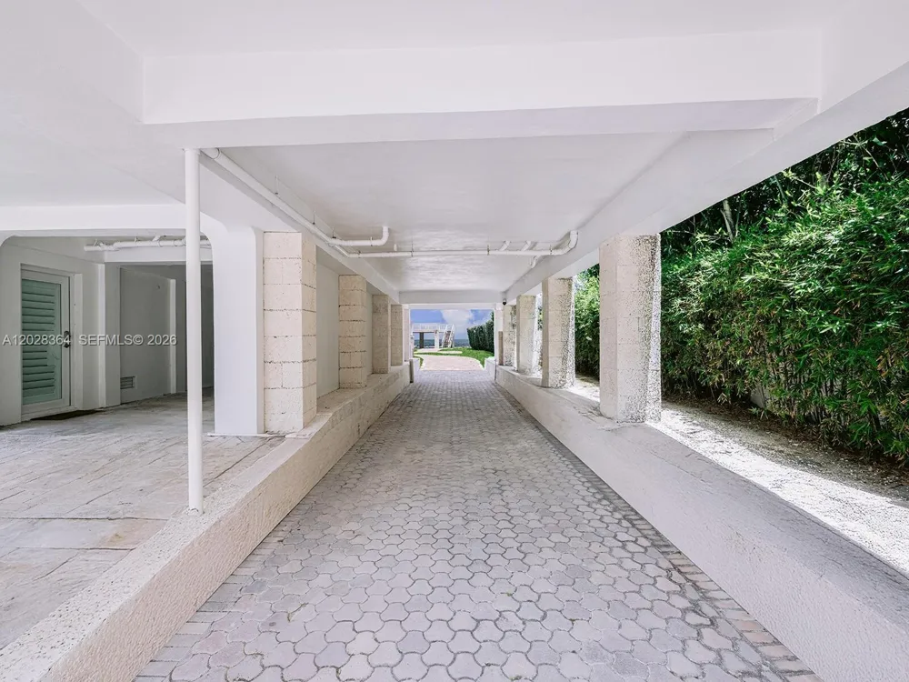 89401 Old Highway Plantation Key, FL 33070