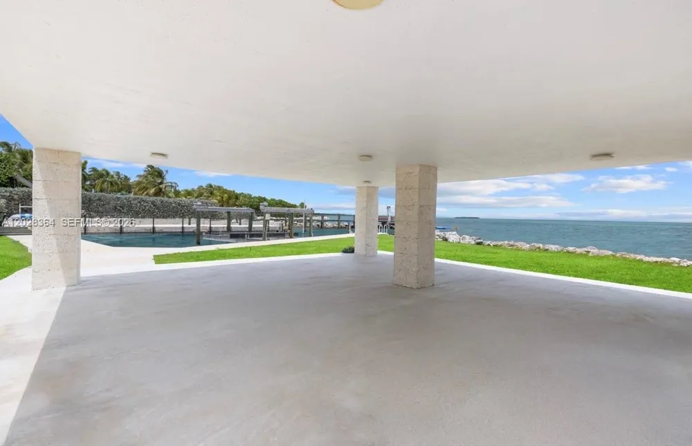 89401 Old Highway Plantation Key, FL 33070