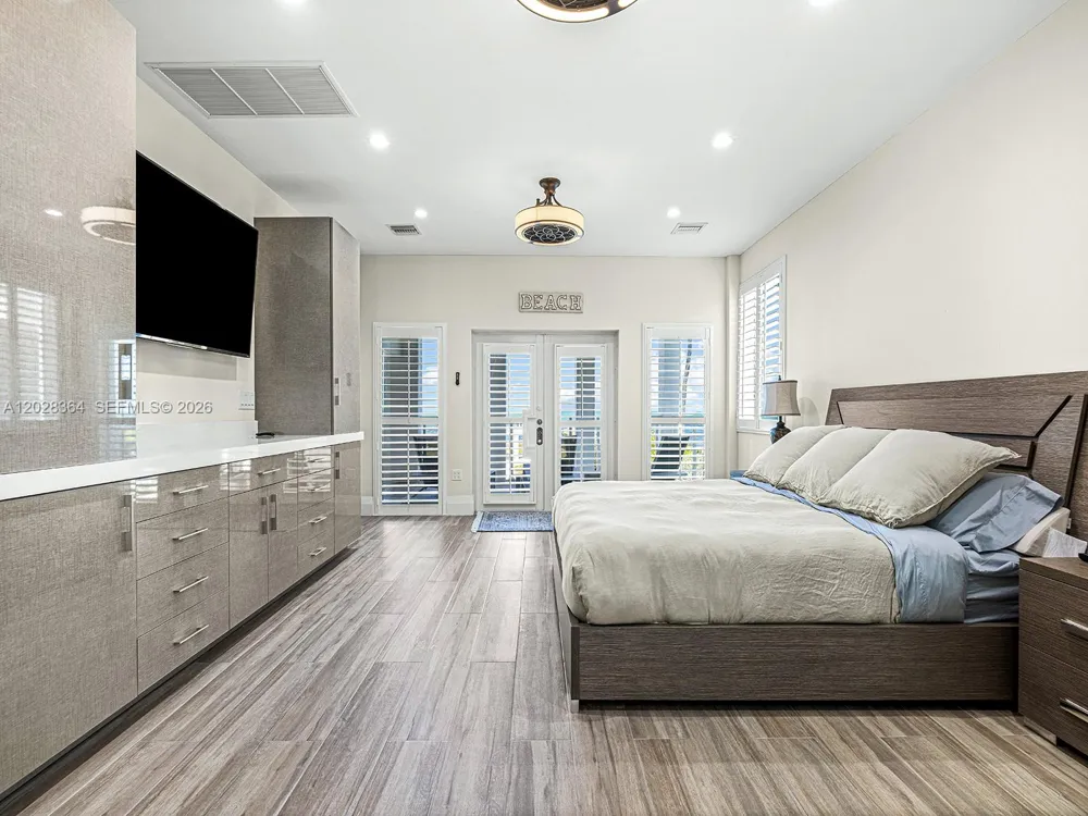 89401 Old Highway Plantation Key, FL 33070