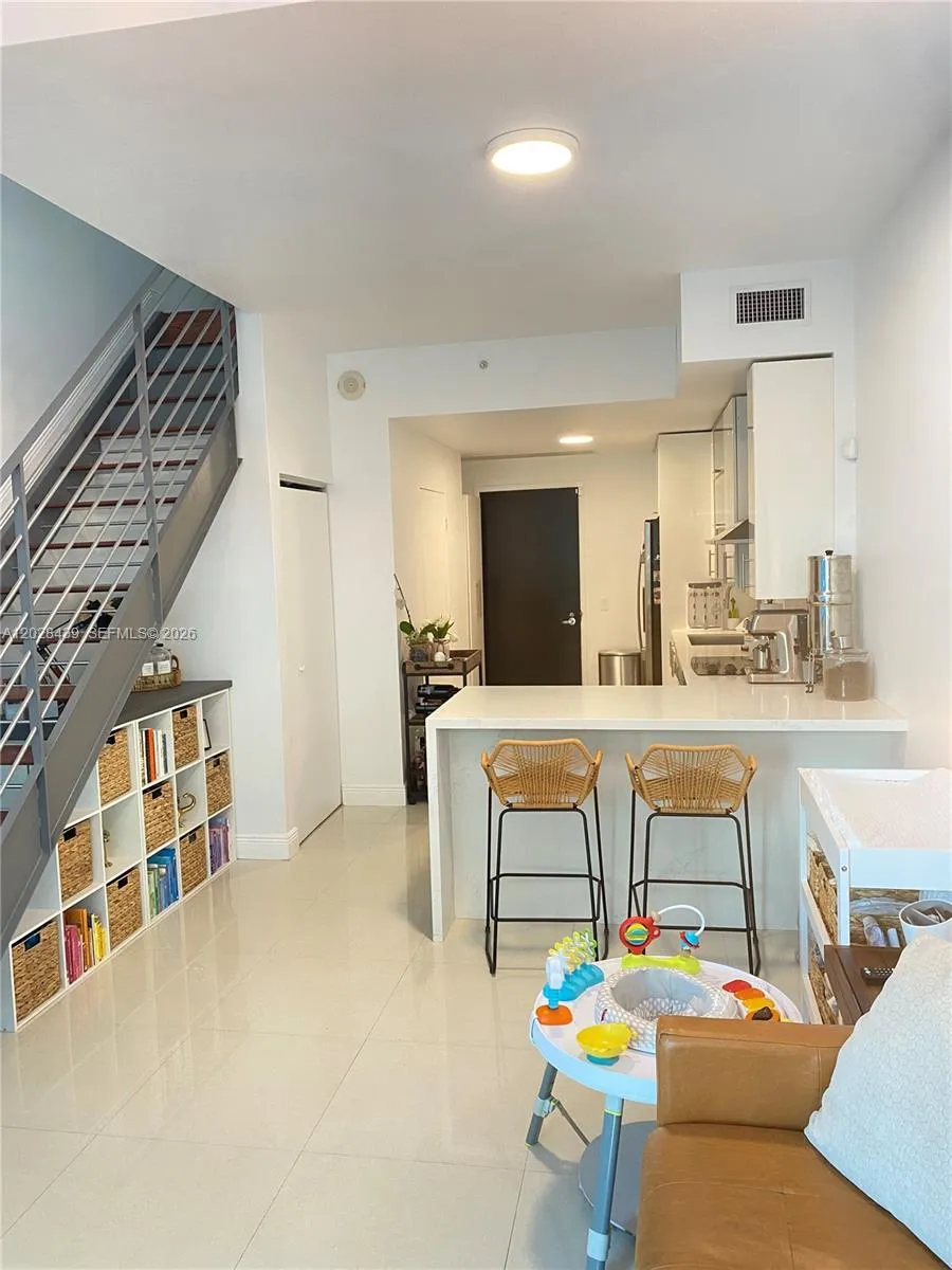 60 SW 13th St #2212 Miami, FL 33130