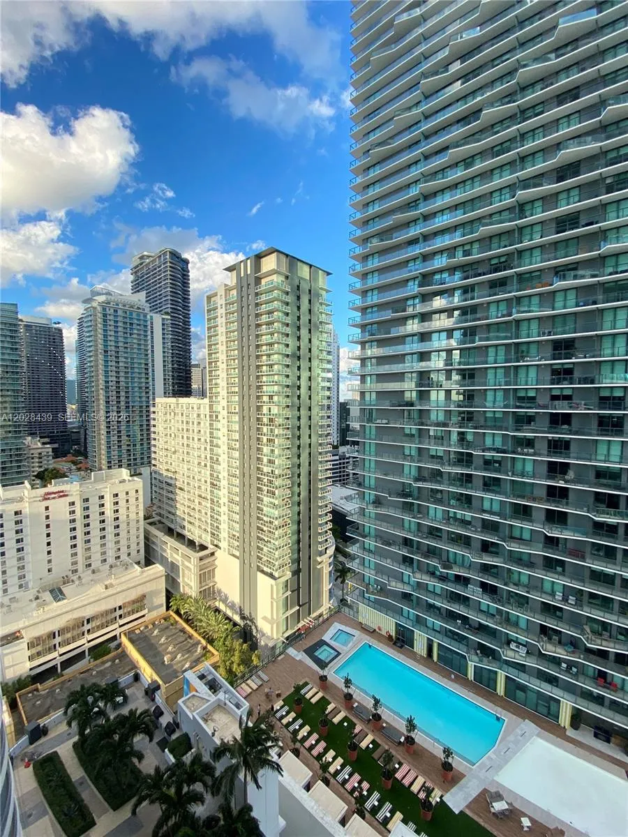 60 SW 13th St #2212 Miami, FL 33130