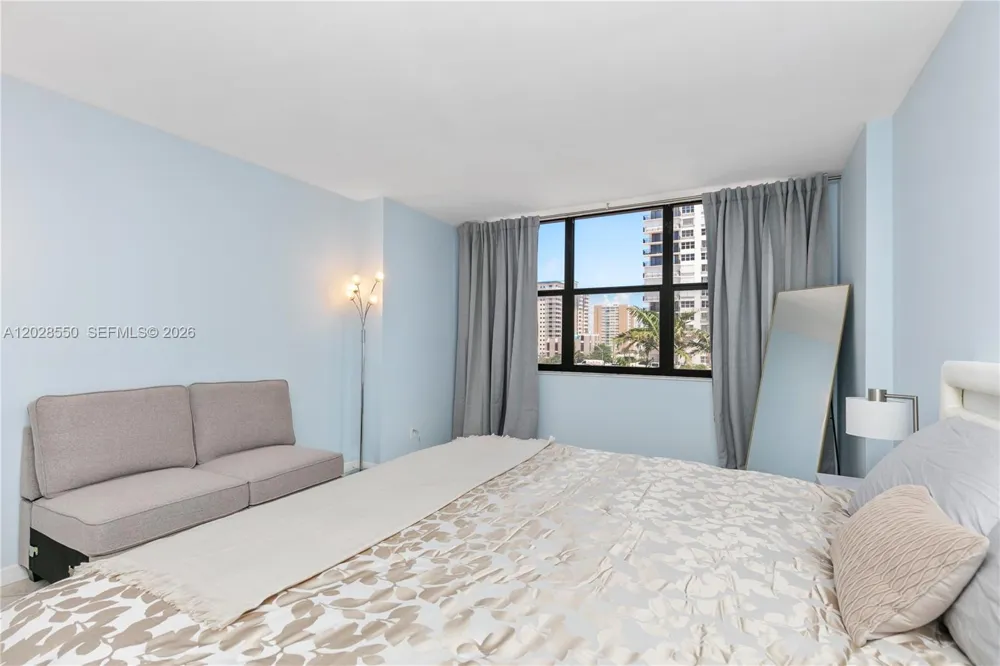 2401 S Ocean Dr #404 Hollywood, FL 33019