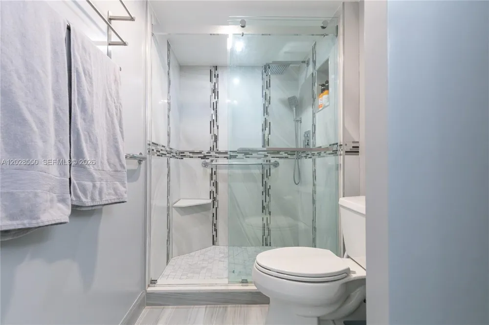 2401 S Ocean Dr #404 Hollywood, FL 33019