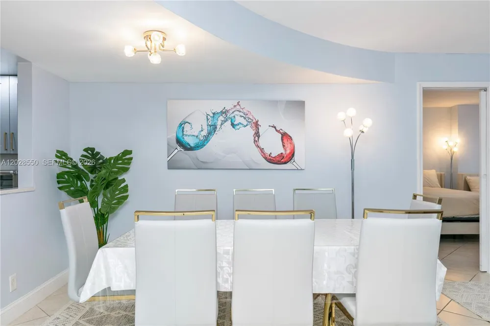 2401 S Ocean Dr #404 Hollywood, FL 33019