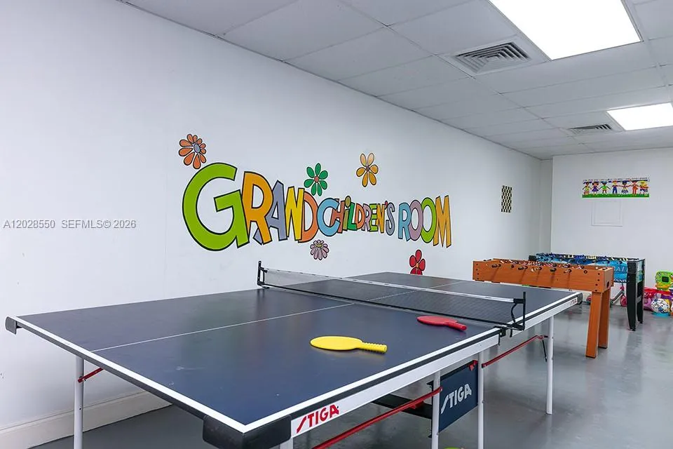 2401 S Ocean Dr #404 Hollywood, FL 33019