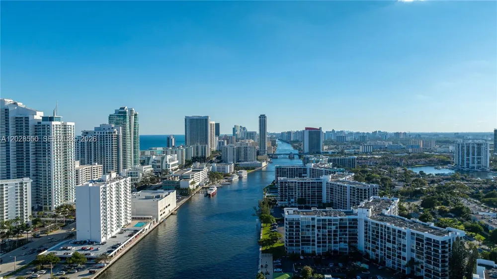 2401 S Ocean Dr #404 Hollywood, FL 33019