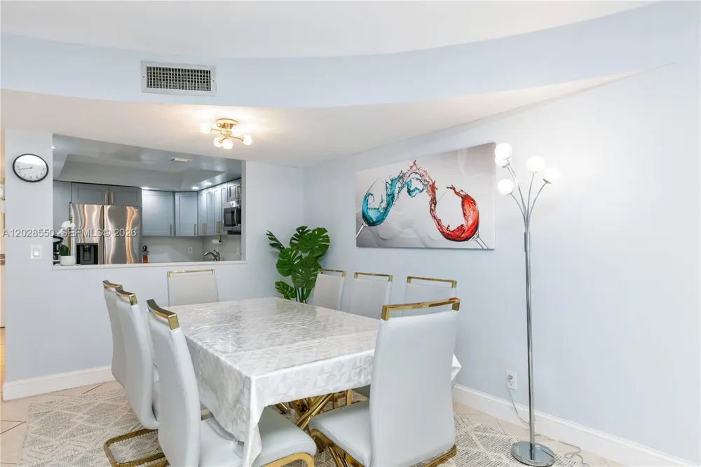 2401 S Ocean Dr #404 Hollywood, FL 33019