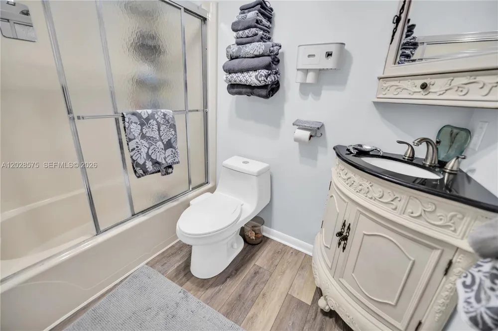 40 High Point Rd #402 Islamorada, FL 33070
