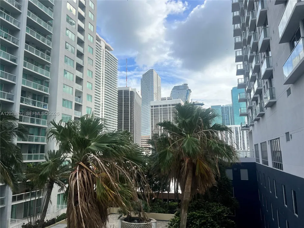 234 NE 3rd St #1208 Miami, FL 33132