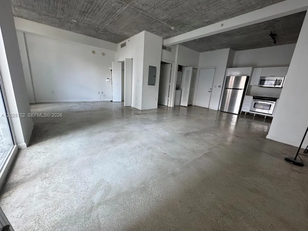 234 NE 3rd St #1208 Miami, FL 33132