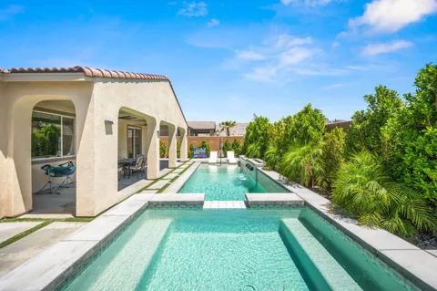 40166 Vivaldi Court