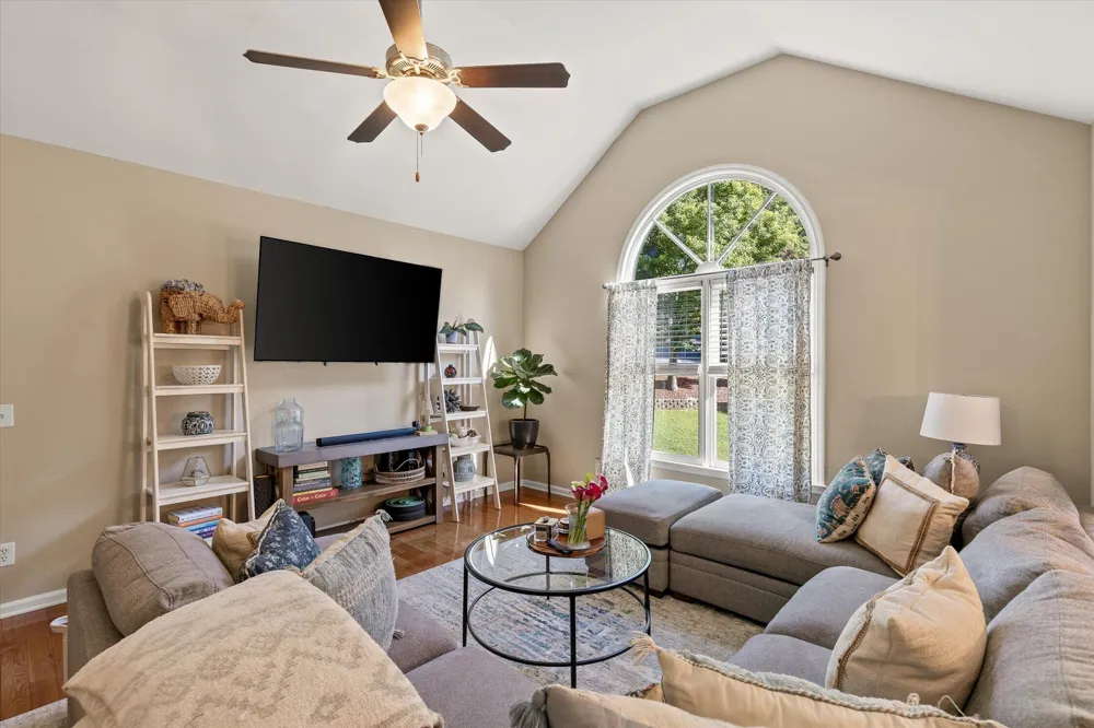 105 Creekside Drive Dalton, GA 30720