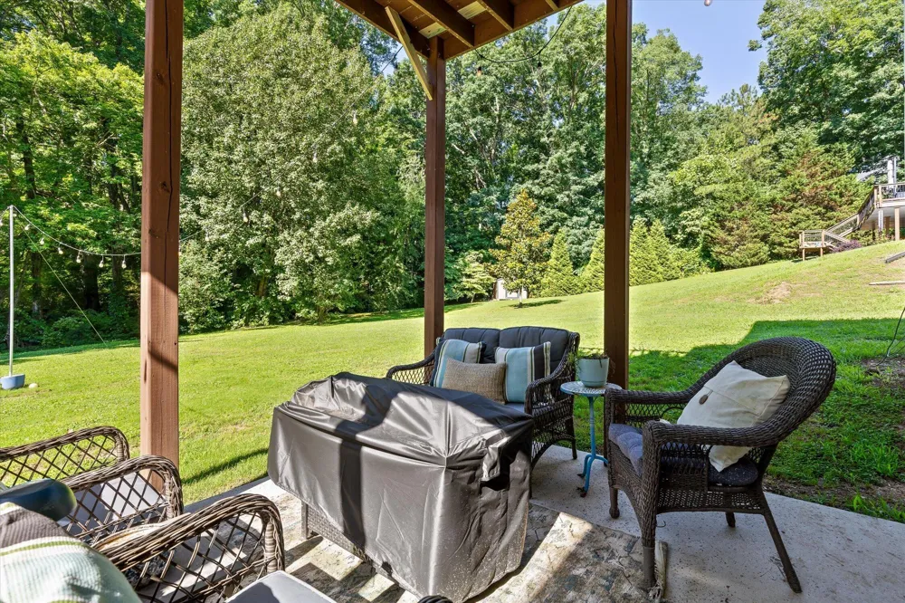 105 Creekside Drive Dalton, GA 30720