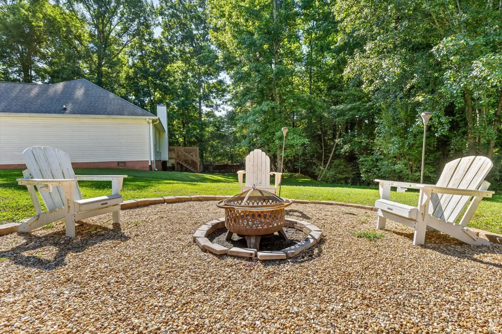 105 Creekside Drive Dalton, GA 30720
