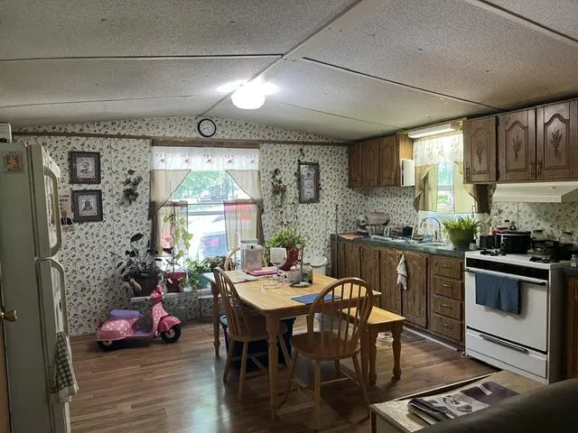 362 Cullen Savage Road Palmer, TN 37365