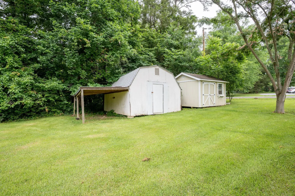 89 Pine Street Trenton, GA 30752