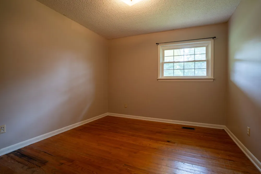 89 Pine Street Trenton, GA 30752
