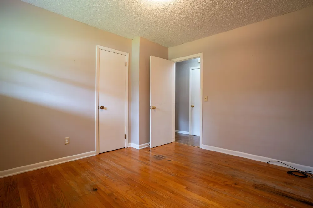 89 Pine Street Trenton, GA 30752