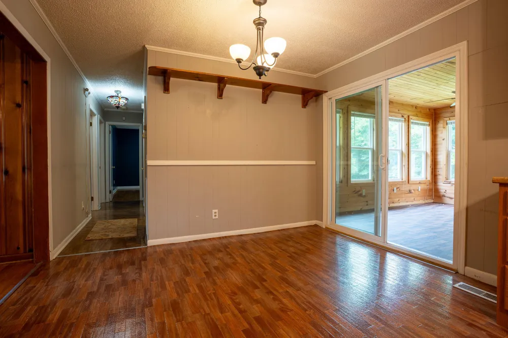 89 Pine Street Trenton, GA 30752