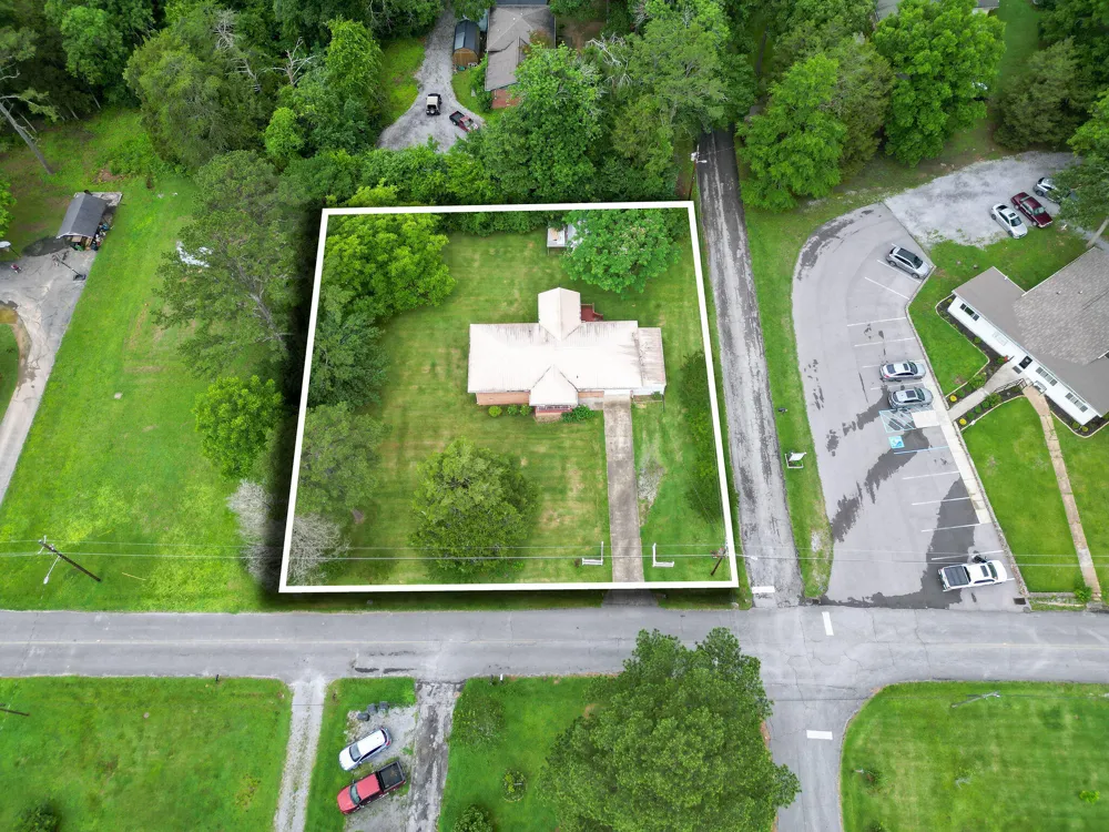 89 Pine Street Trenton, GA 30752