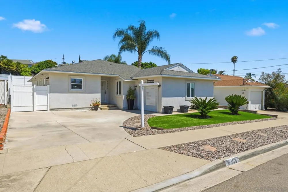 6463 Estrella Ave San Diego, CA 92120