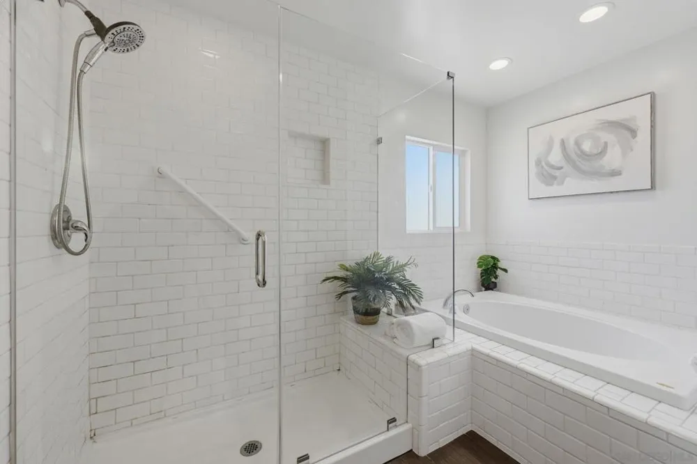 6463 Estrella Ave San Diego, CA 92120