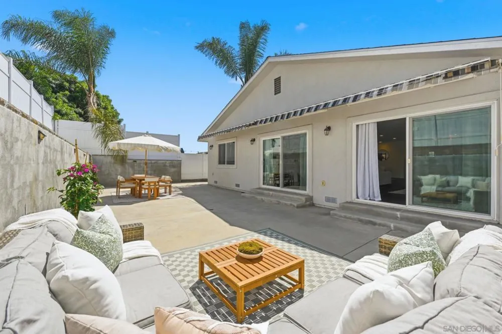 6463 Estrella Ave San Diego, CA 92120
