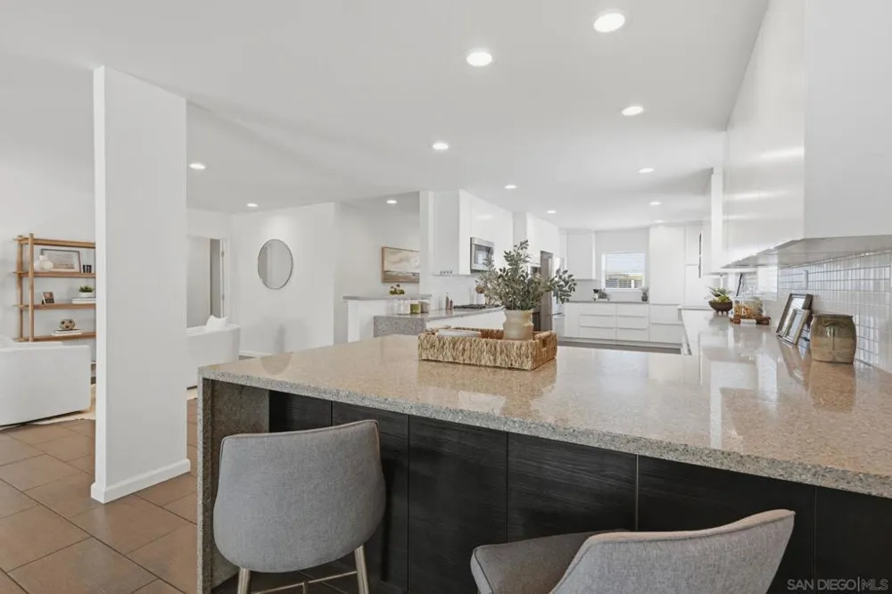 6463 Estrella Ave San Diego, CA 92120