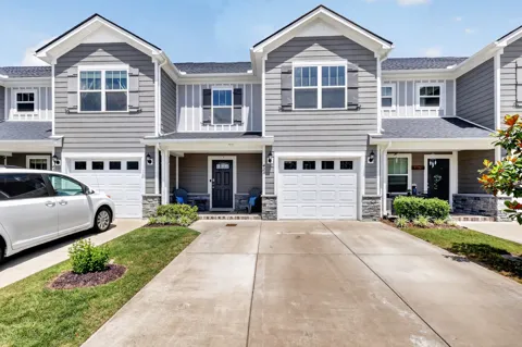 423 Tristan Way