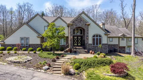 5775 Sugarun Lane