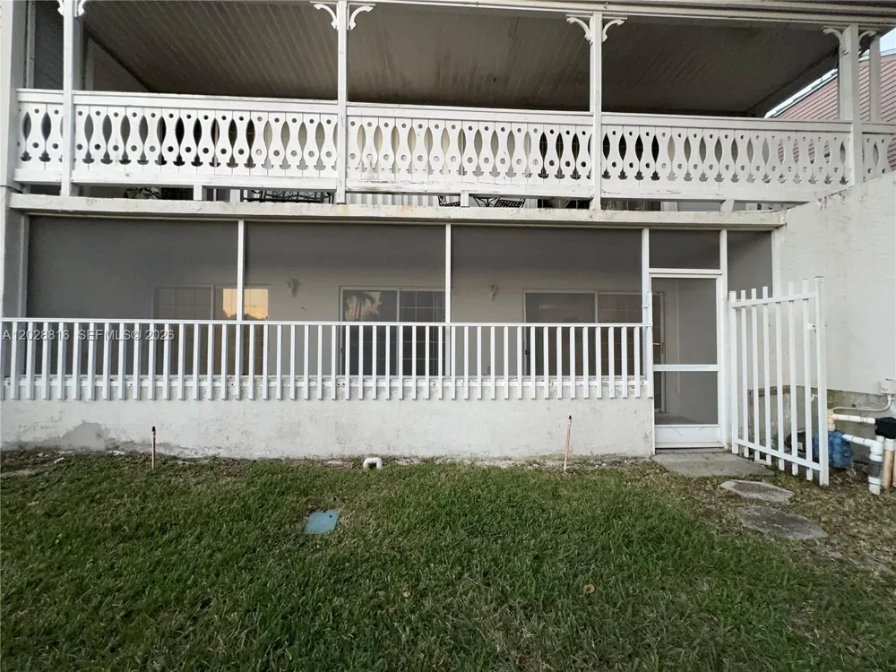 10441 Mahogany Key Cir #106 Miami, FL 33196